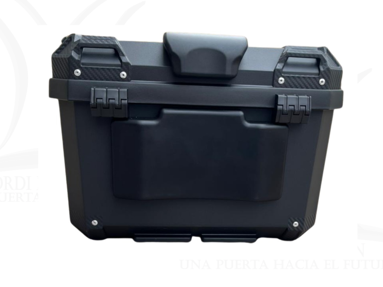 MALETERO CUADRADO DE POLIPROPILENO DR1 NEGRO EVO 57 LT